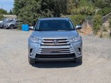 Used 2017 Toyota Highlander XLE image 2