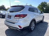 Used 2017 Hyundai Santa Fe SE image 5