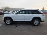 New 2025 Jeep Grand Cherokee Laredo w/ Luxury Tech Group I image 4