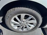 Used 2015 Nissan Sentra SV w/ Style Package image 4
