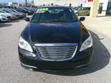 Used 2012 Chrysler 200 LX image 4