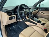 Used 2025 Porsche Macan image 4