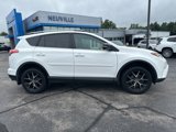 Used 2018 Toyota RAV4 SE image 2