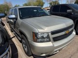 Used 2014 Chevrolet Suburban LS image 2