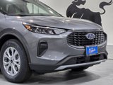 New 2025 Ford Escape Active w/ Cold Weather Package image 2