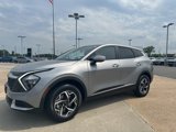 Used 2023 Kia Sportage LX image 3