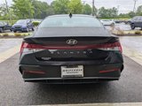 Used 2025 Hyundai Elantra SEL w/ Cargo Package image 4