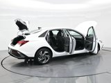 Used 2025 Hyundai Elantra Sport image 4