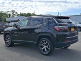 Used 2024 Jeep Compass Limited image 4