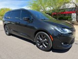 Used 2018 Chrysler Pacifica Limited w/ Advanced Safetytec Group image 4