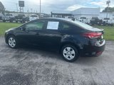 Used 2017 Kia Forte LX image 2