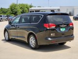 Used 2023 Chrysler Voyager LX image 4