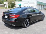 Used 2018 Honda Accord Sport image 5