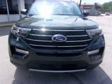 Used 2022 Ford Explorer XLT w/ Equipment Group 202A image 2