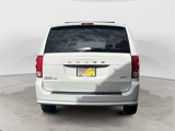 Used 2020 Dodge Grand Caravan SXT image 4