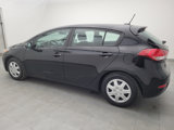 Used 2017 Kia Forte LX image 3