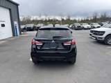 Used 2023 Mitsubishi Outlander Sport SE image 4