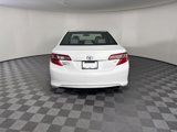 Used 2014 Toyota Camry L image 4