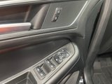Used 2024 Ford Edge SE w/ Black Appearance Package image 6