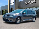 Used 2017 Chrysler Pacifica Limited w/ UConnect Theater Package image 2