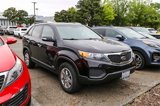 Used 2012 Kia Sorento LX w/ Third Row Pkg image 4