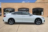 Used 2023 Volkswagen Jetta SE w/ Panoramic Sunroof Package image 2