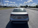 Used 2022 Toyota Corolla LE image 4