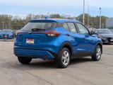 New 2025 Nissan Kicks Play S image 3