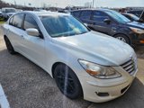Used 2011 Hyundai Genesis 3.8 image 3