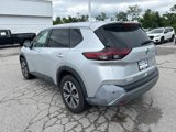 Used 2021 Nissan Rogue SV image 2