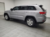 Used 2016 Jeep Grand Cherokee Laredo image 3