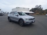 Used 2021 Volkswagen Tiguan SE image 3
