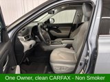 Used 2021 Toyota Highlander XLE image 2