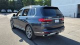 Used 2022 BMW X7 xDrive40i w/ Premium Package image 5