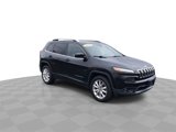Used 2016 Jeep Cherokee Limited image 2