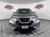 Used 2019 Nissan Rogue SV image 2