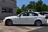 Used 2011 BMW 328i Sedan w/ Premium Pkg image 3