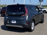 Used 2023 Kia Soul LX w/ LX Technology Package image 4