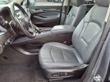 Used 2019 Buick Enclave Essence image 5