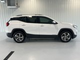 Used 2020 GMC Terrain SLT image 2