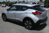 Used 2020 Nissan Kicks SR image 3