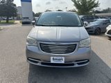 Used 2013 Chrysler Town & Country Touring-L w/ Driver Convenience Group image 2