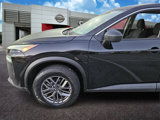 Used 2023 Nissan Rogue S image 2