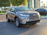 Used 2019 Toyota Highlander XLE image 2