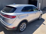 Used 2017 Lincoln MKC Select image 3