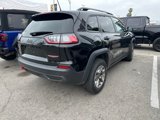Used 2022 Jeep Cherokee Trailhawk image 4