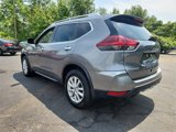 Used 2018 Nissan Rogue SV image 4