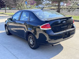 Used 2010 Ford Focus SE image 3