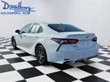 Used 2023 Toyota Camry SE image 3