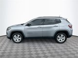 Certified 2022 Jeep Compass Latitude image 4